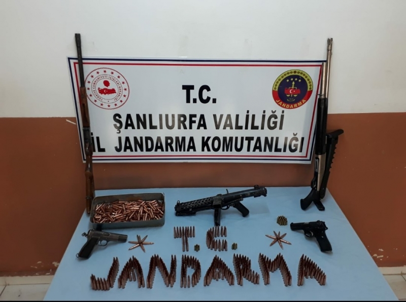 Urfa'da silah kaçakçılarına operasyon