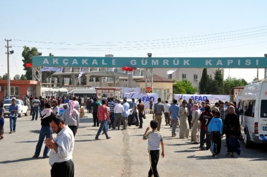 Sınırdan 10 Bin Suriyeli Geçme Yaptı