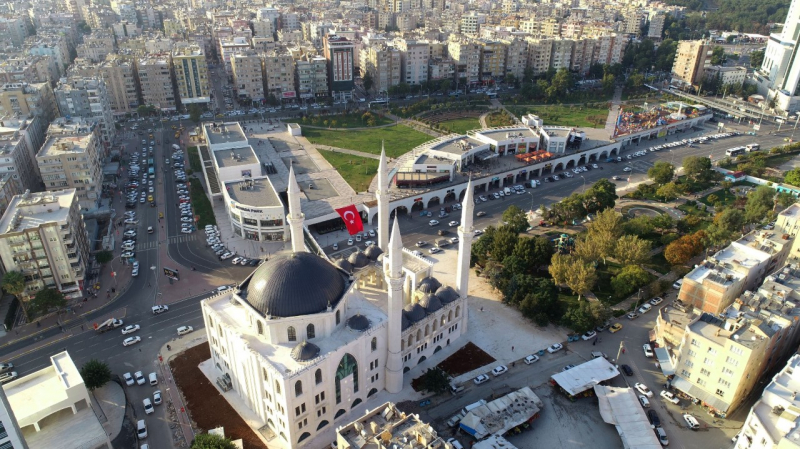 11 NİSAN KURTULUŞ CAMİSİ, İBADETE AÇILIYOR