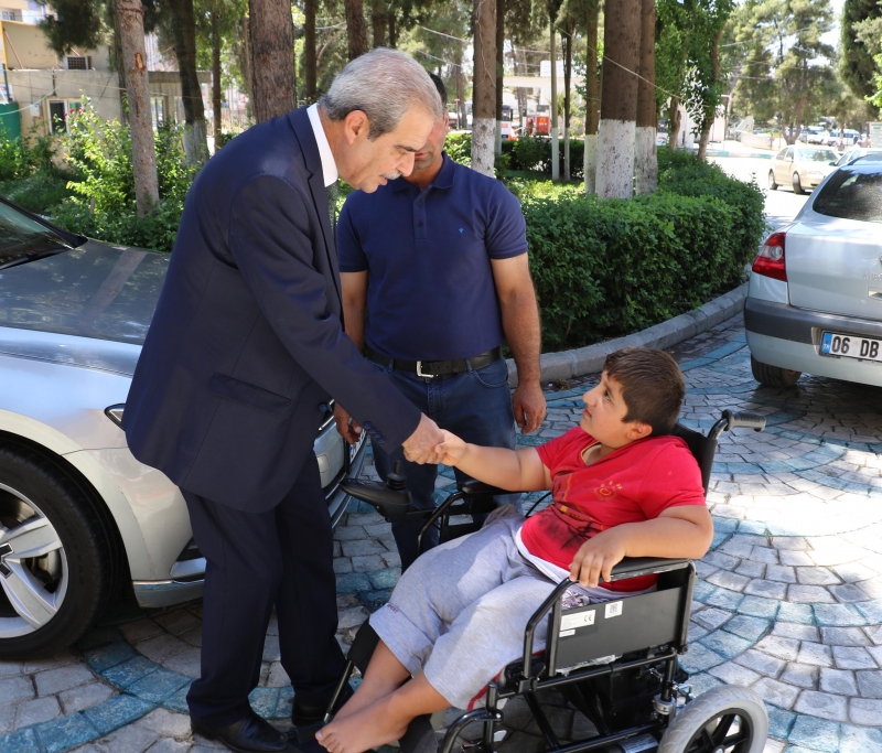 11 YAŞINDAKİ MEHMET’İN İSTEĞİ HALİLİYE BELEDİYESİ İLE GERÇEKLEŞTİ