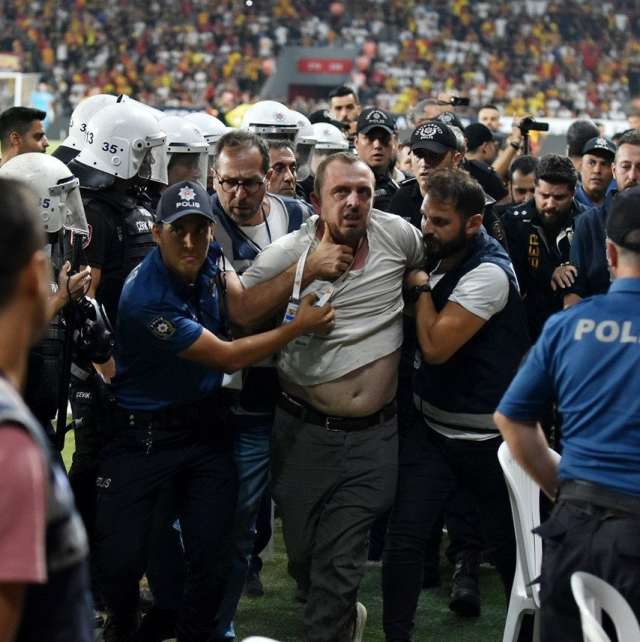 Koç'u yere iten ismin kimliği netleşti! Olay sonrası Fenerbahçe'den bomba iddia