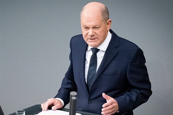 Scholz: Paris'teki Paralimpik Oyunları'nda bizi temsil eden tüm sporcuları tebrik ederim