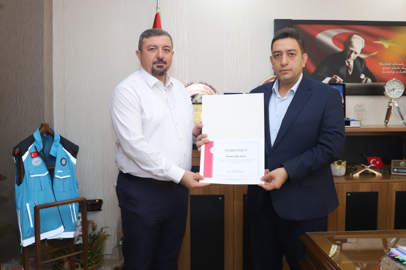 Sağlık Bakanlığından Şanlıurfa İl Sağlık Müdürlüğü Basın koordinatörü Ahmet Zeki Güler’e Teşekkür Belgesi.