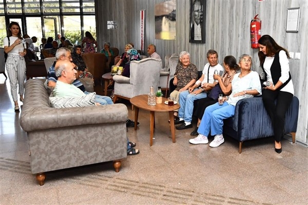 Zübeyde Hanım Huzurevi’nin eşyaları bağışla yenilendi