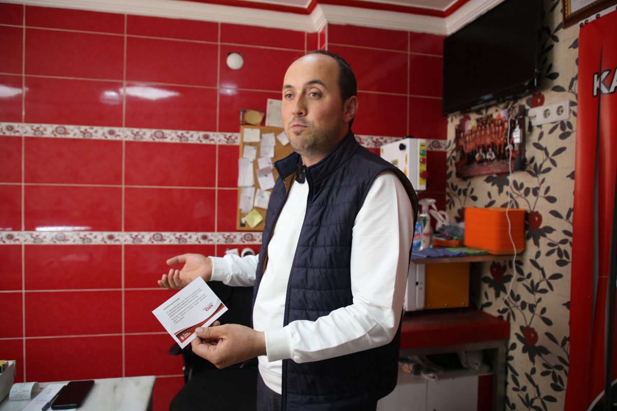 Başkan Esen'den esnafa siftah parası