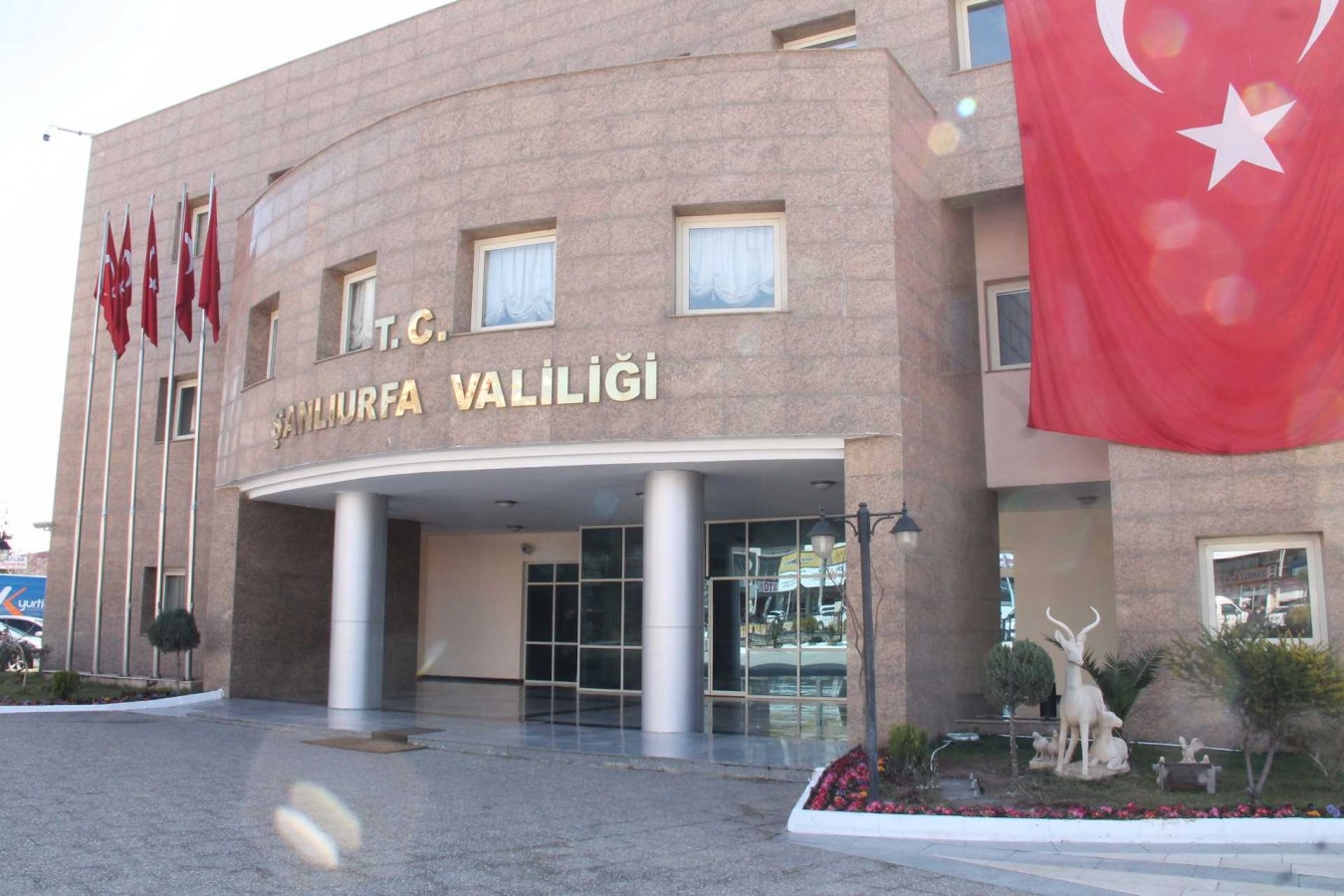 Haliliye İlçesi Devteşti Mahallesinde 07.10.2024 günü sosyal medyada yer alan uyuşturucu madde kullanan 