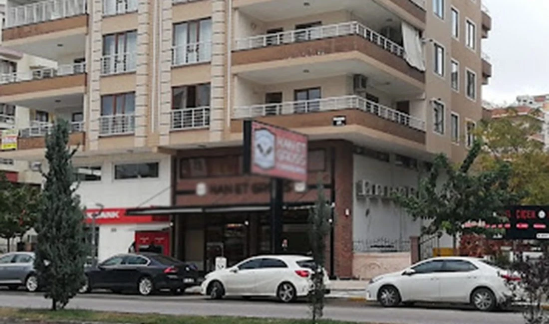 Şanlıurfa’nın Karaköprü ilçesinde  sabah saatlerinde işyerine silahlı saldırı!