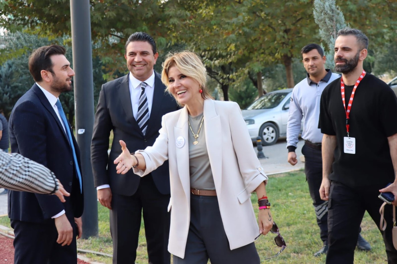 SANATÇI GÜLBEN ERGEN BAŞKANVEKİLİ SAİT AĞAN İLE BİR ARAYA GELDİ