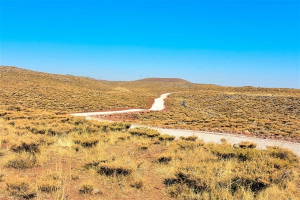 Karacadağ yaylalarına 5 bin kişinin faydalanacağı 20 kilometrelik yol açılıyor