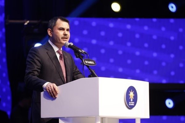 Bakan Kurum, KKTC Cumhurbaşkanı Tatar ile görüştü