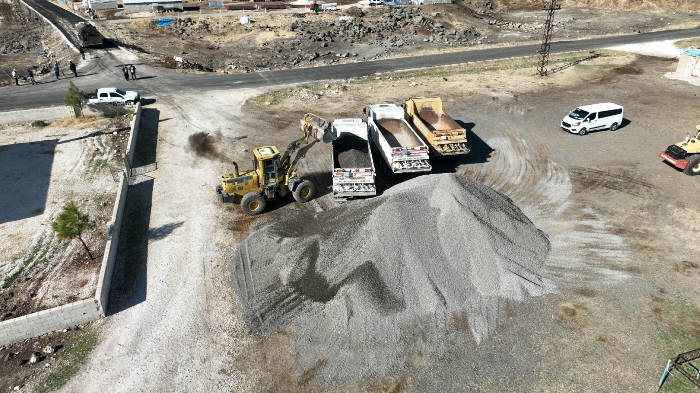 BÜYÜKŞEHİR VİRANŞEHİR ÇEPNİ MAHALLESİ’NDE YOL ÇALIŞMALARINI TAMAMLADI