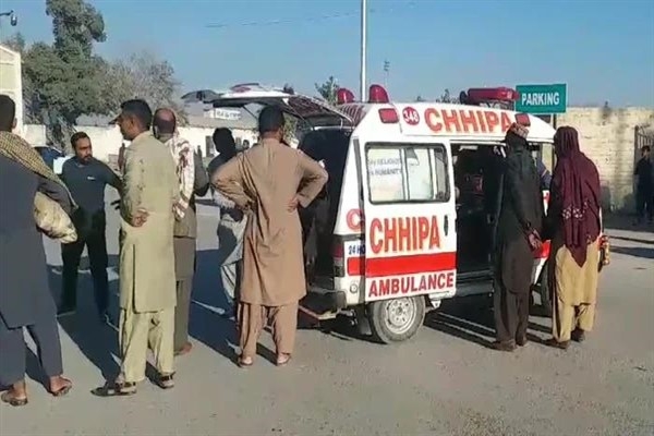 Pakistan'da patlamada en az 20 ölü 30 yaralı