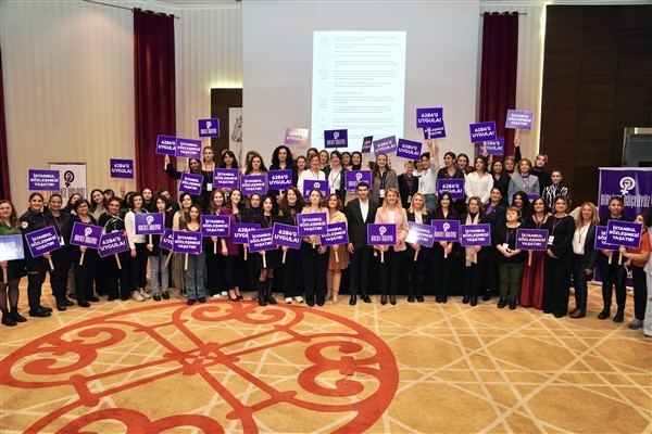 Avcılar'da Kadına Yönelik Şiddete Karşı Acil Eylem Çalıştayı düzenlendi