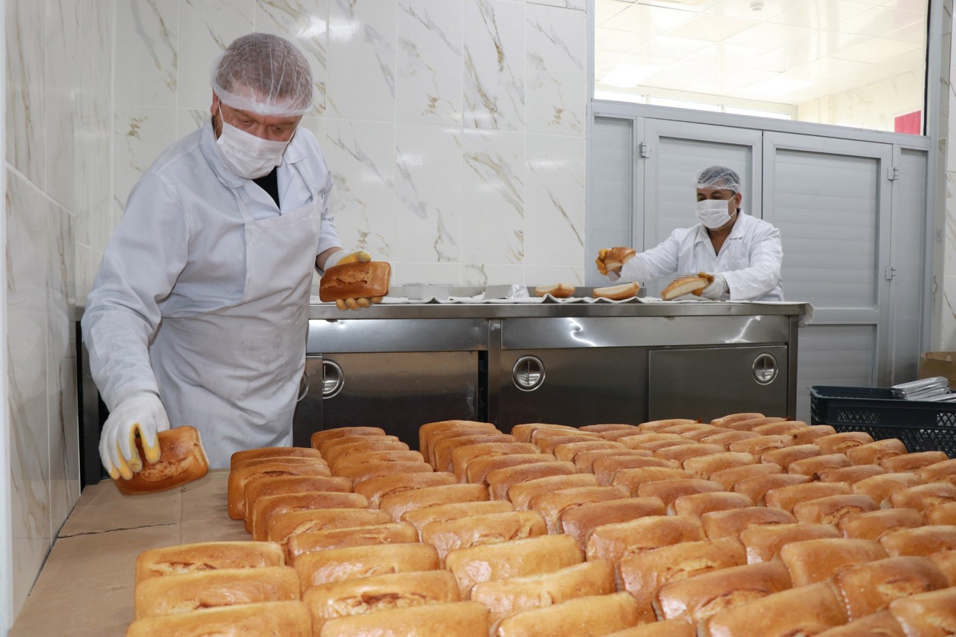 HALİLİYE BELEDİYESİ, YILLIK 700 BİN GLUTENSİZ EKMEK ÜRETİMİ İLE GÖNÜLLERE DOKUNUYOR