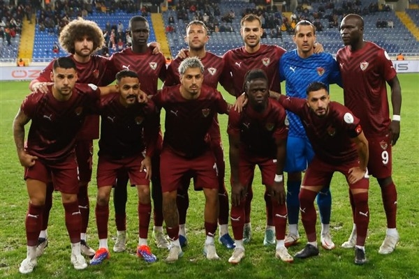 Atakaş Hatayspor'da 5 futbolcu Fenerbahçe maçında cezalı