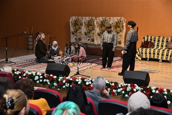 Osmaniye'de “Tayyar Rahma” oyunu sahnelendi