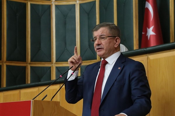 Davutoğlu'ndan Regaip Kandili mesajı