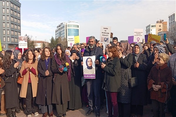 Diyarbakır'da Rojin Kabaiş için adalet çağrısı