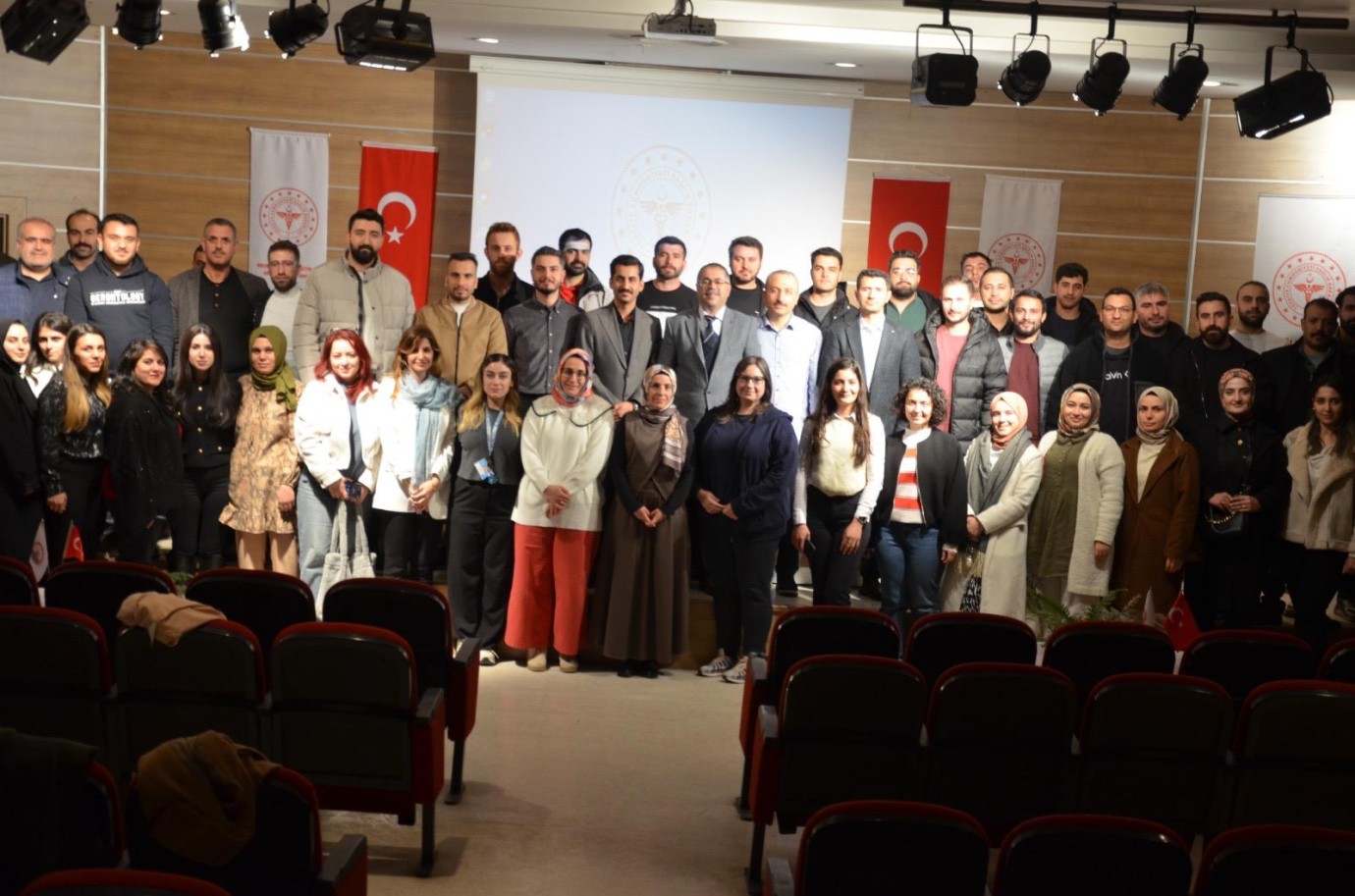 Hasta memnuniyetini en üst düzeye çıkarmak için toplandılar