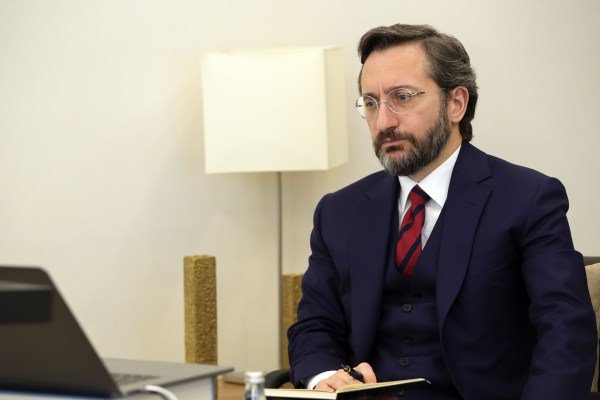 Altun, &Prime;Türkiye Nöbetinde Bir Münevver: Alev Alatlı Sempozyumu'na&Prime; katıldı