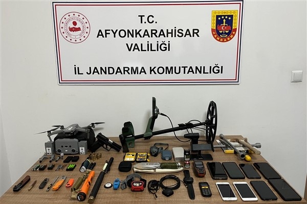 Afyonkarahisar'daki kaçak kazı operasyonunda 7 şüpheli yakalandı