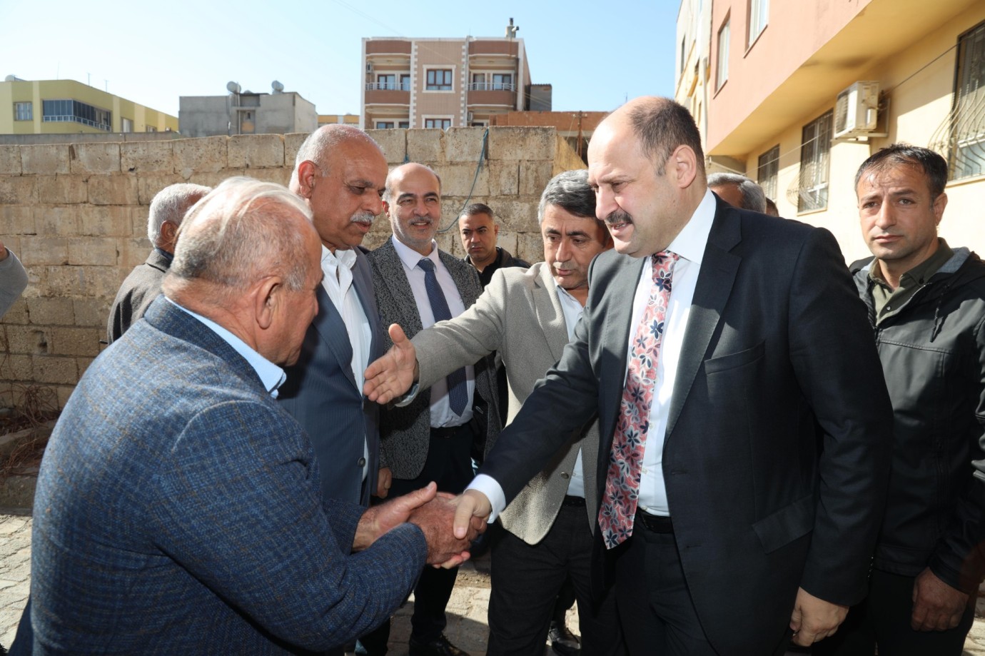 BAŞKAN GÜLPINAR, CEYLANPINAR’DA TEMASLARDA BULUNDU