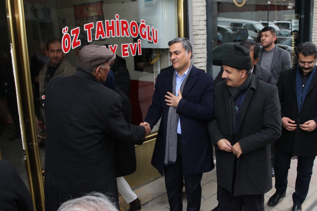 Eşbaşkan Şedal ve Zeydan esnafın sorunlarını dinledi