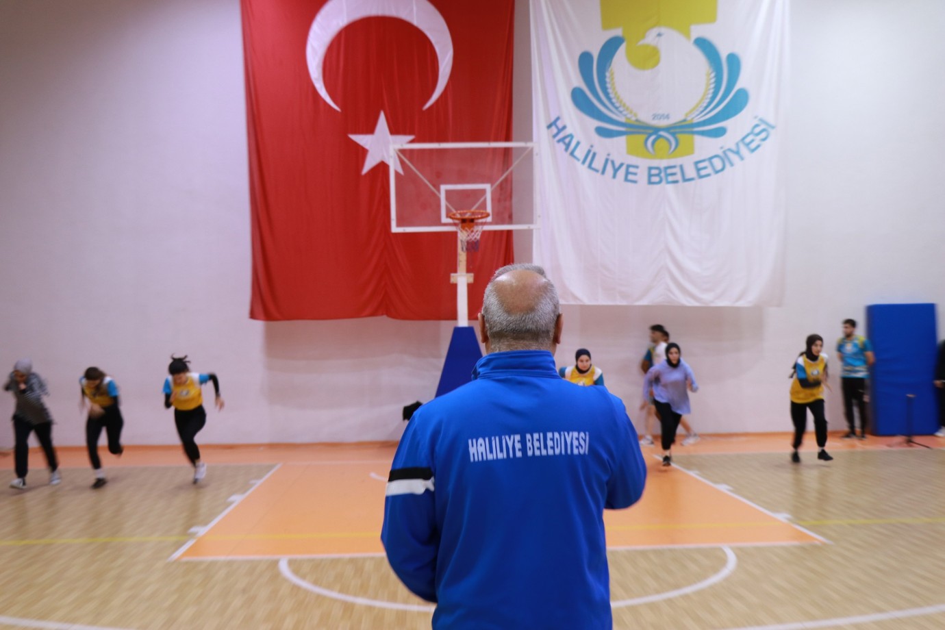 GENÇLER, HALİLİYE BELEDİYESİ İLE KARİYER HEDEFLERİNİ BELİRLİYOR