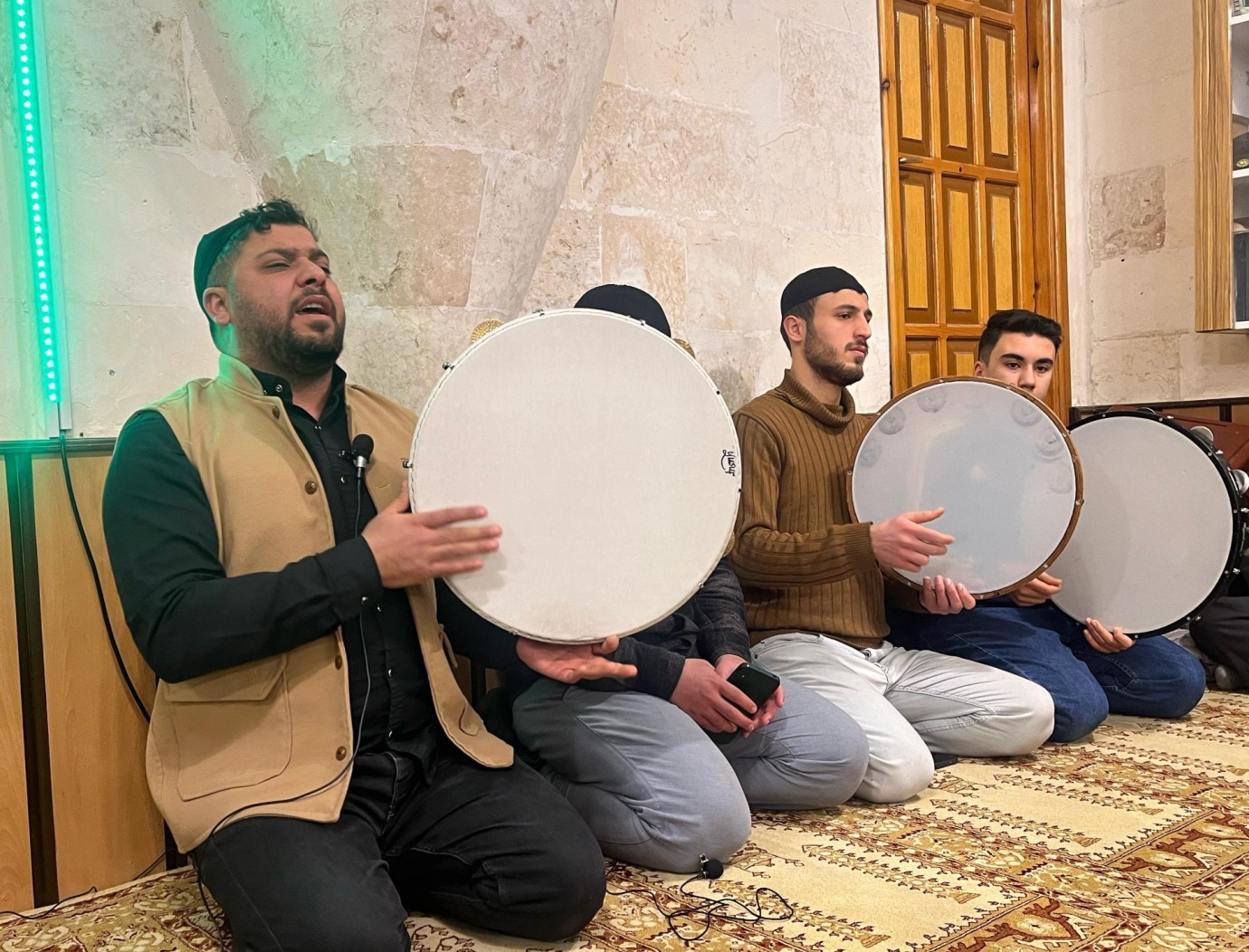 İz Bırakanlar Cemiyeti Berat Kandili Özel Programına Yoğun İlgi
