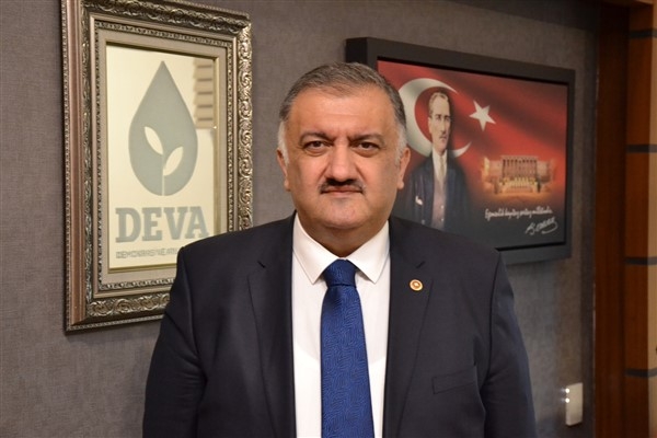 Karal: Gazze’deki kardeşlerimizi öldüren silahlar değil, Müslümanların sessizliğidir