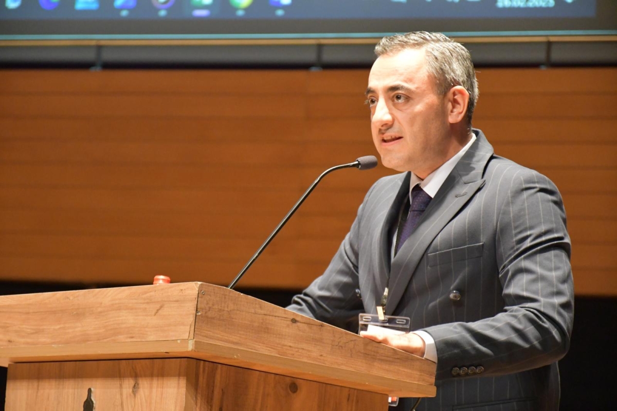 İzmir Kent Konseyi Başkanı Özgür Topaç oldu
