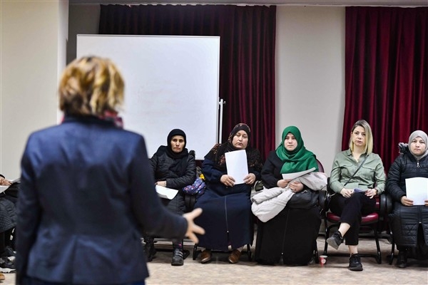 Ankara'da  &Prime;Anne Destek Programı&Prime; düzenlenmeye başlandı