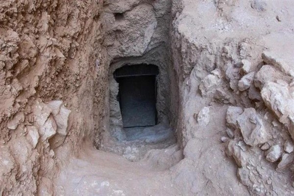 Tutankhamun'dan sonra Mısır'da ilk firavun mezarı bulundu