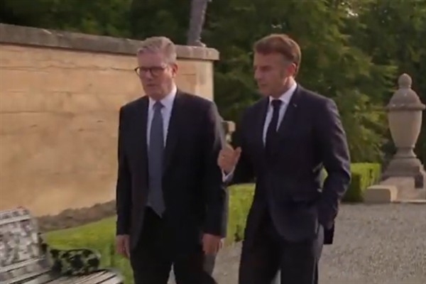 WSJ: Fransa ve İngiltere Ukrayna'ya 30 bin barış gücü konuşlandırmayı planlıyor