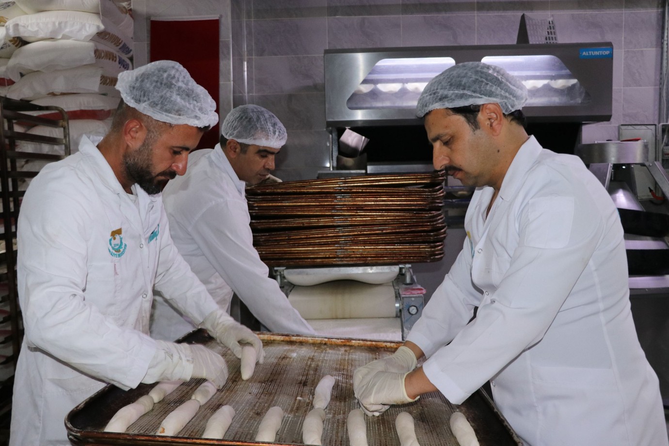 HALİLİYE BELEDİYESİ, RAMAZAN AYINDA GÖNÜL SOFRALARI KURUYOR