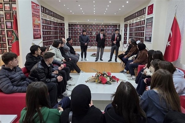 Başkan Kumartaşlı'dan Afyonkarahisar İl Milli Eğitim Müdürü Sünnetci'ye teşekkür