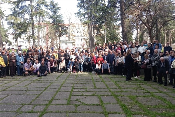 Yıkım kararı alınan Bursa Atatürk Lisesi'ne mezunlarından veda