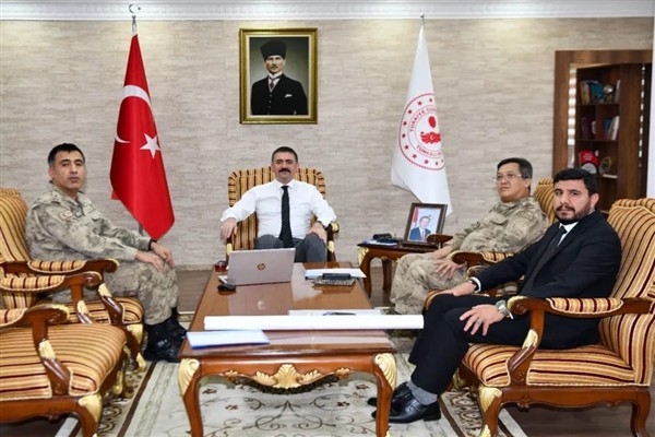 Tunceli İl Jandarma Komutanı Baykal'dan Tunceli Valisi Tekbıyıkoğlu'na ziyaret