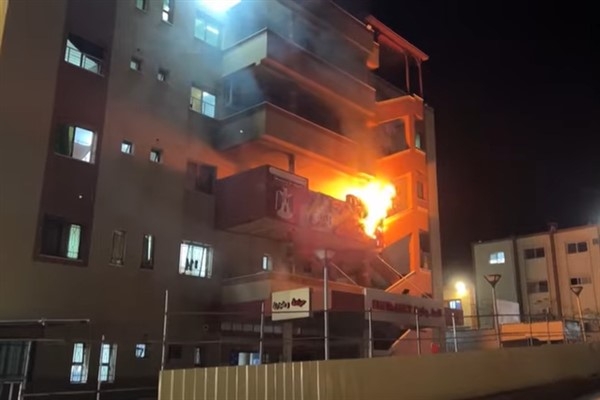 İsrail hava saldırılarılarında, Gazze'de 24 saatte en az 65 kişi öldürüldü