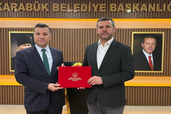 Çetinkaya’dan evlenecek gençlere destek