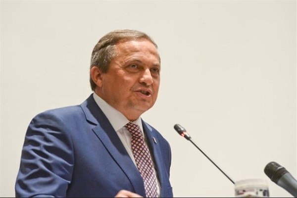 Torun: Oyuncu Cem Yiğit Üzümoğlu boykot çağrımıza destek verdiği için gözaltında