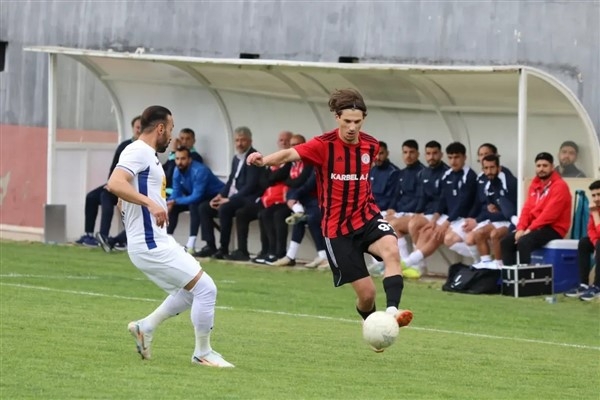 Karaköprü Belediyespor, Sarıyer'e 2-1 mağlup oldu