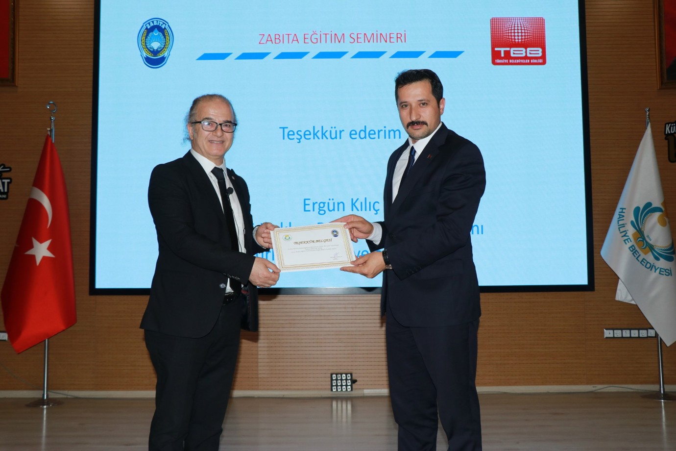 HALİLİYE BELEDİYESİ ZABITA PERSONELİNE MEVZUAT EĞİTİMİ VERİLDİ