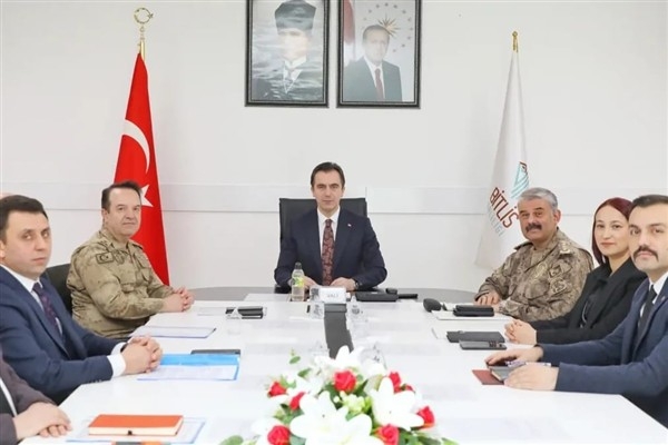 Bitlis'te “Asayiş, Güvenlik ve İstihbarat Toplantısı” gerçekleştirildi