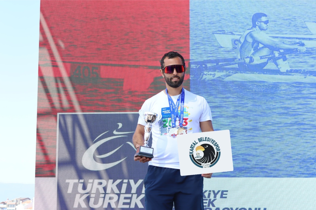 Kartallı kürek sporcusu Fatih Ünsal, Türkiye şampiyonu oldu