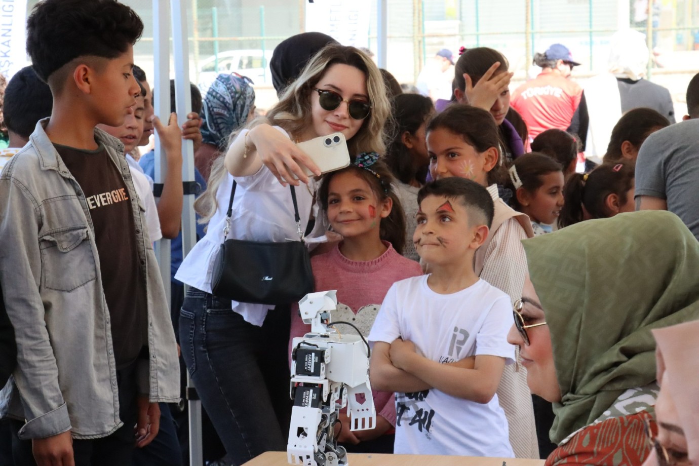 ŞANLIURFA BÜYÜKŞEHİR BELEDİYESİ’NDEN HARRAN’DA ‘GELENEKSEL ÇOCUK OYUNLARI FESTİVALİ’