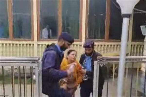 Hindistan'da silahlı saldırıda 26 kişi öldürüldü