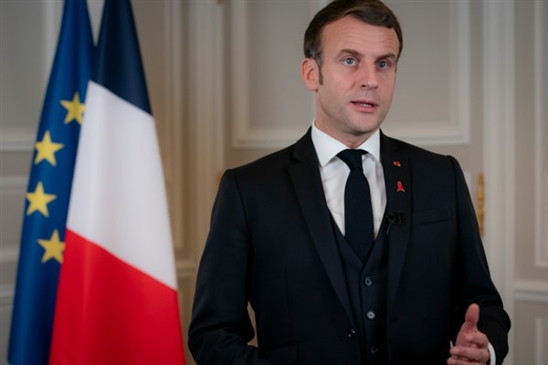 Macron: Bir lisede gerçekleşen bıçaklı saldırı sonucu bir genç kız hayatını kaybetti
