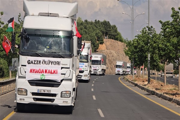 Şanlıurfa'da Gazze için tır konvoyu eylemi yapıldı