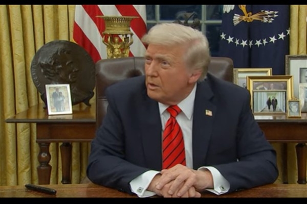 Anket: Trump'ın 100 gününün onay oranı yetmiş yıldaki tüm başkanlardan daha düşük